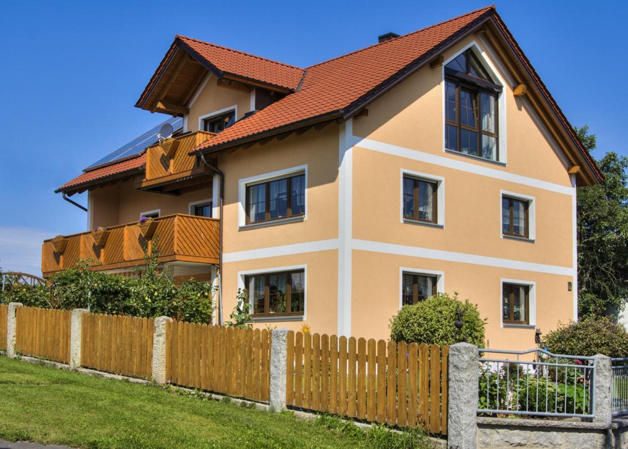 Ferienwohnung Brigitte Frank Bärnau エクステリア 写真